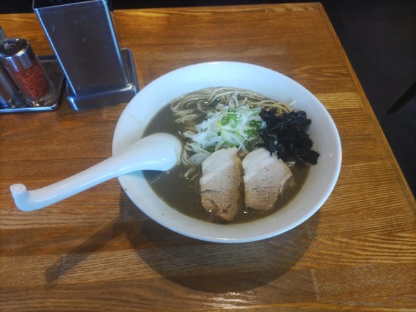 「濃厚煮干しそば」@中村屋総本山の写真