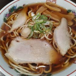 醤油らーめん(中)