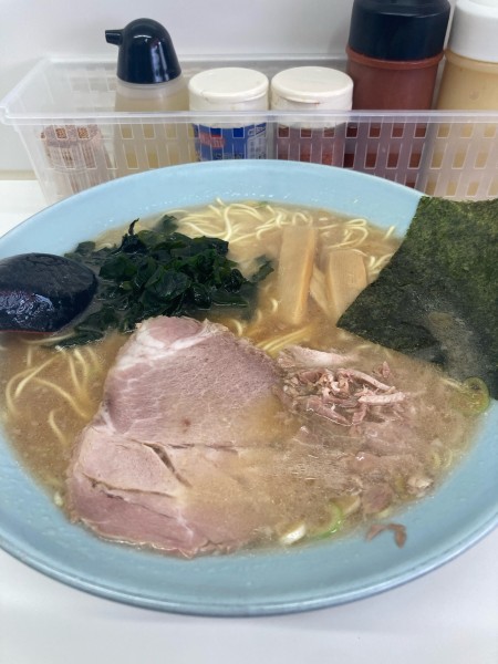 「ラーメン 中」@◯つばき食堂の写真