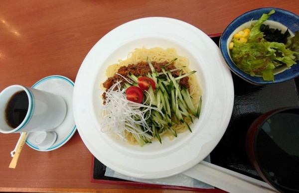「ジャージャー麺+海軍珈琲（ホット）」@茶寮 結 靖国神社店の写真