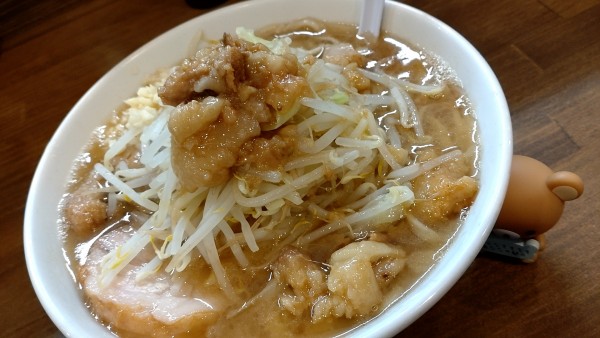 「ラーメン（〜300㌘まで）1050円税込」@男気らーめん アカギの写真