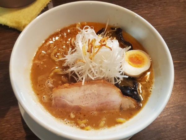 「濃厚味噌らーめん」@麺屋 雪風 すすきの店の写真