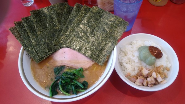 「ラーメン(並)¥900+海苔(5枚)¥150+ライス150-」@ラーメン濱野家の写真