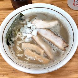 濃厚煮干しそば800円