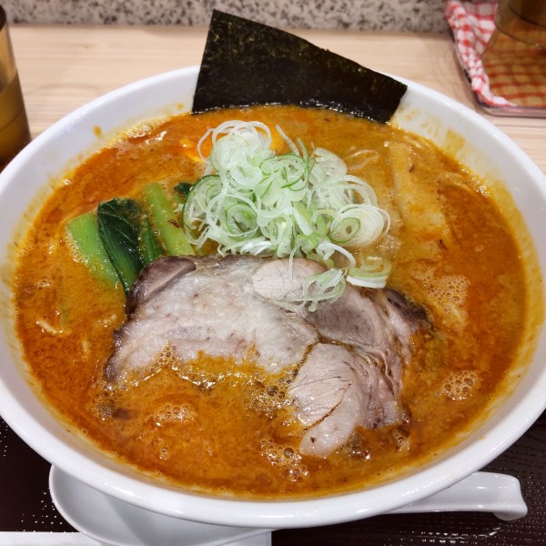 「らぁ麺 坦々（ピリ辛）（￥900）」@麺や ぱんだの写真