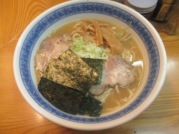 「支那そば（700円）」@繁華亭の写真