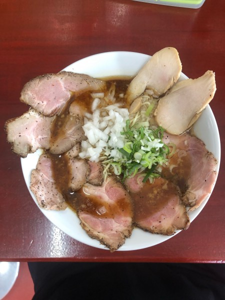 「背脂煮干しラーメン　チャーシュートッピング」@麺屋 結の写真