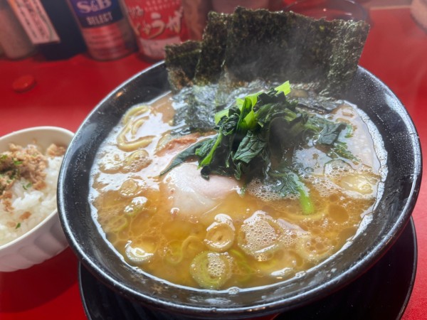 「ラーメン　チャーシューまぶし」@厚木家の写真