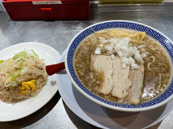 「背脂中華そばランチセット 1100」@新潟発祥 なおじ 東陽町店の写真