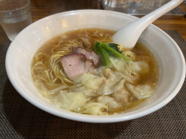 「ワンタン麺（5個）」@らーめん穀雨の写真