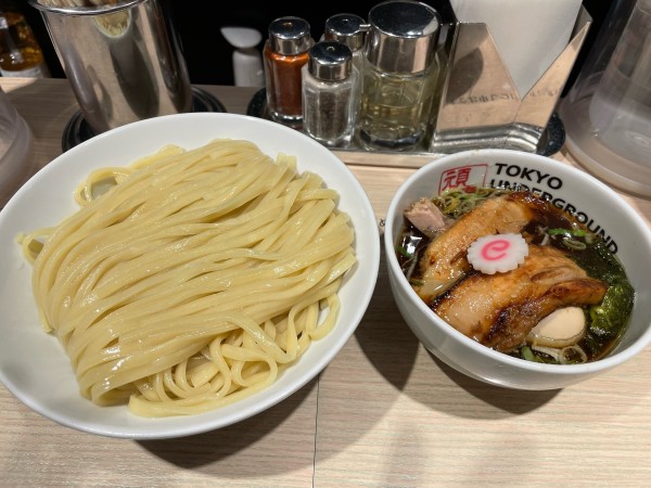 「特製つけめんライト（淡麗：Ｌサイズ）」@TOKYO UNDER GROUND RAMEN 頑者の写真