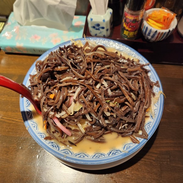 「ちゃんぽん木耳トッピング」@伊万里ちゃんぽん 新橋店の写真