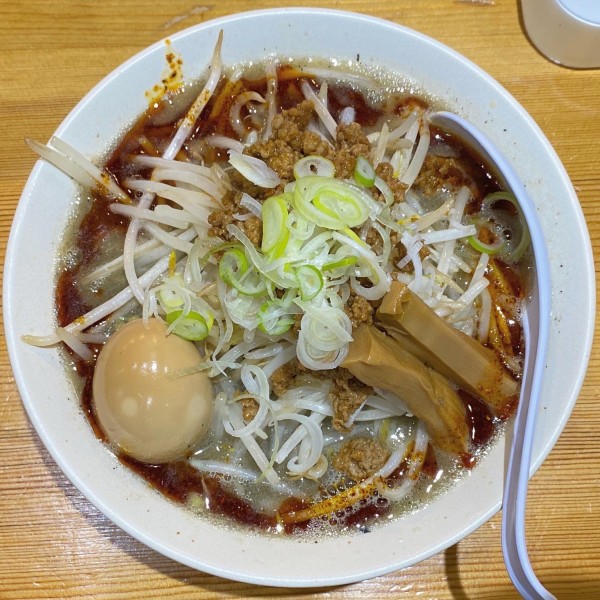 「Blackたんたんめん ¥1,000 味玉 ¥100」@味噌麺処 花道庵 北参道店の写真