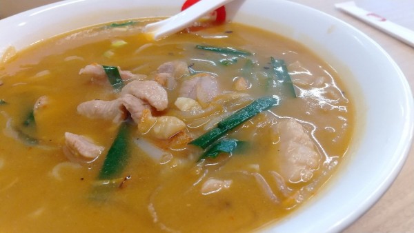 「#ニンニクラーメン #968円」@ラーメン中華食堂 新世 出来野店の写真