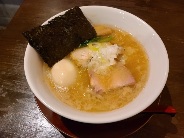 「豚骨醤油らぁめん」@麺処 青野の写真