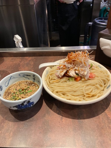 「冷やし鶏つけ麺」@麺屋武蔵 武骨外伝の写真