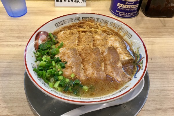 「鯨人白チャーシューメン1,180円＋替え玉100円」@鯨人の写真