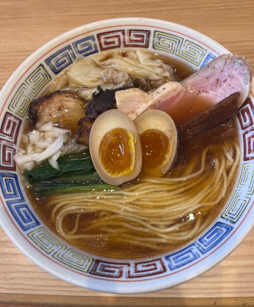 「特製中華そば」@ほっこり中華そば もつけの写真