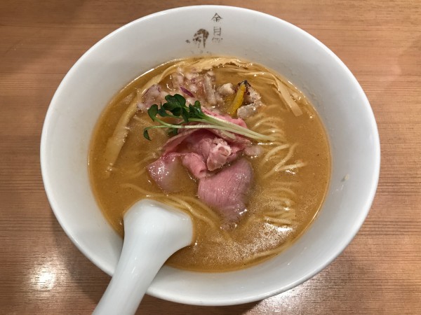 「金目鯛白湯らぁ麺　900円」@金目鯛らぁ麺 鳳仙花 横浜店の写真