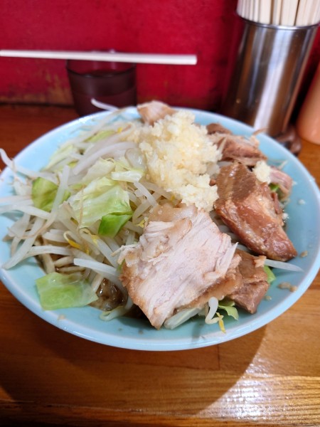 「チャーシュー麺  ニンニク」@ラーメン髭の写真