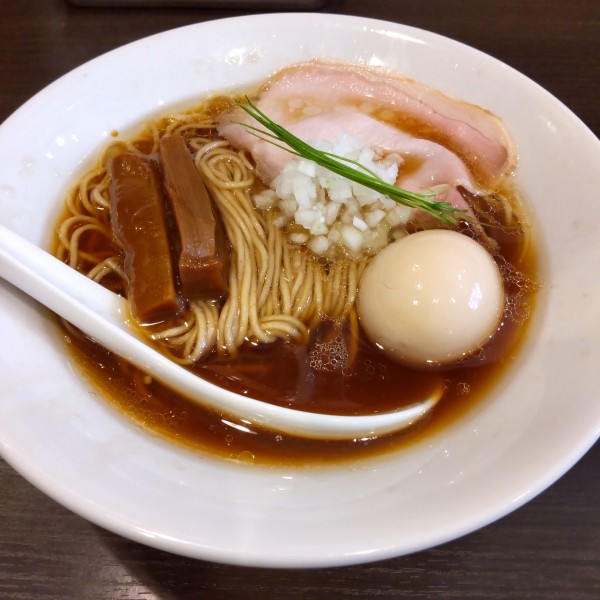 「味玉醤油らぁ麺（￥700）※」@らぁ麺 才色兼備の写真