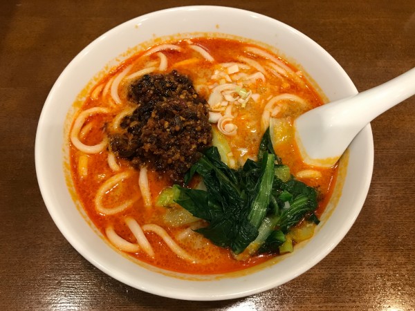 「四川タンタン一本麺　1350円」@四川料理 京華樓 本館の写真