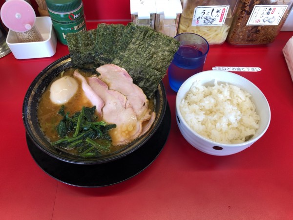 「チャーシューメン(3枚)」@王道家直伝 との丸家 八潮店の写真