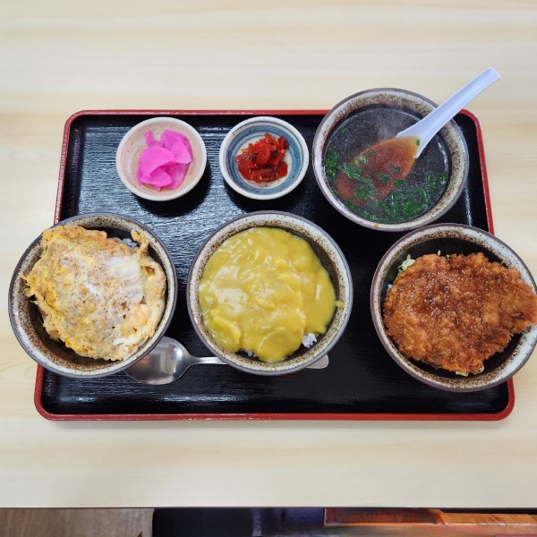 「3種のちび丼セット」@松島軒の写真