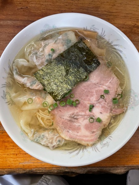 「塩雲呑麺（しおわんたんめん）」@伊達屋の写真