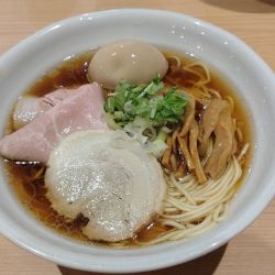 特製鶏だし醤油RAMEN