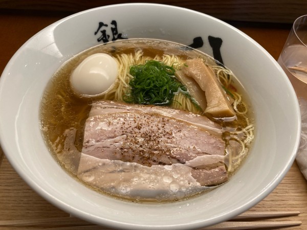 「特製中華そば」@中華そば 銀座 八五の写真