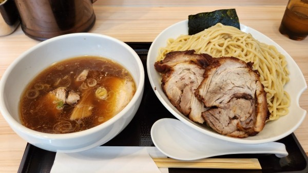 「ざるつけ麺 醤油 中 チャーシュー」@麺や ぱんだの写真