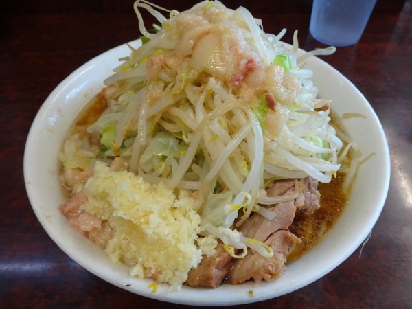 「小ラーメン（800円）ニンニクアブラ」@ラーメン二郎 めじろ台店の写真