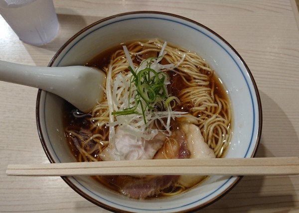 「醤油らぁ麺800円」@らぁ麺 ふじ松の写真