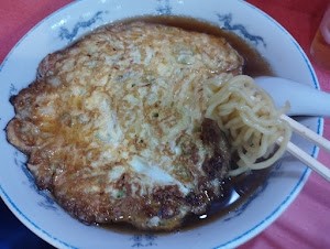 「天津メン(850)+餃子(380)+ビール中(600)」@味喜の写真