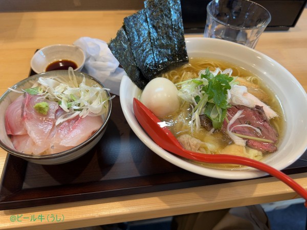 「特製塩らぁめん(1300円)、本日の限定丼(500円)」@麺や旬香の写真