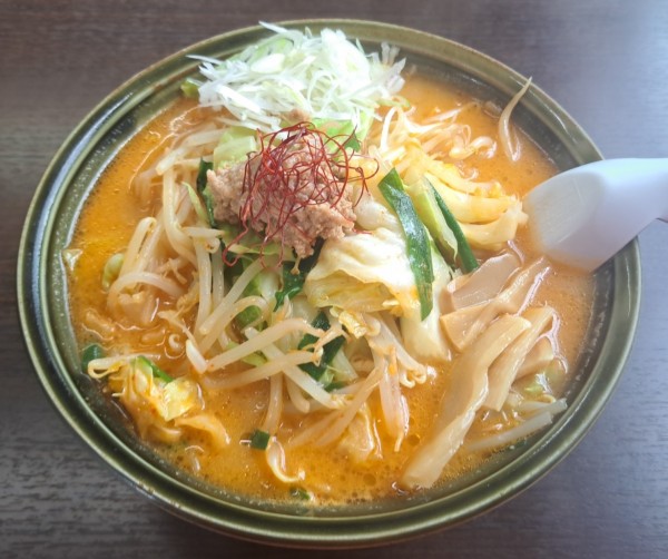 「辛味噌ら~めん900円」@麺屋結うの写真