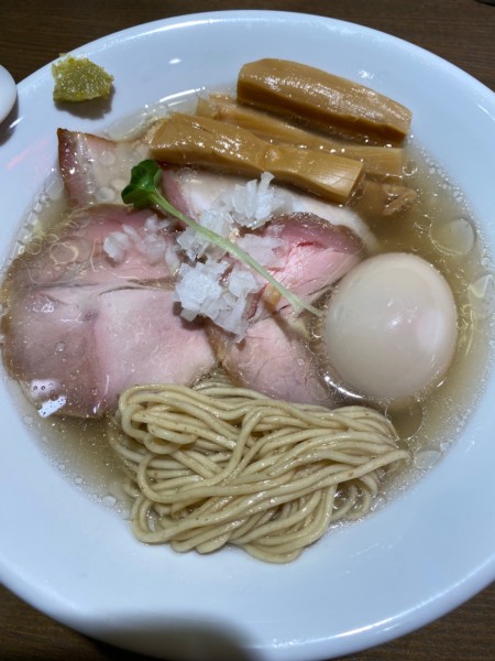 「特製牡蠣塩らぁめん 1050」@RAMEN and TSUKEMEN Number.6の写真