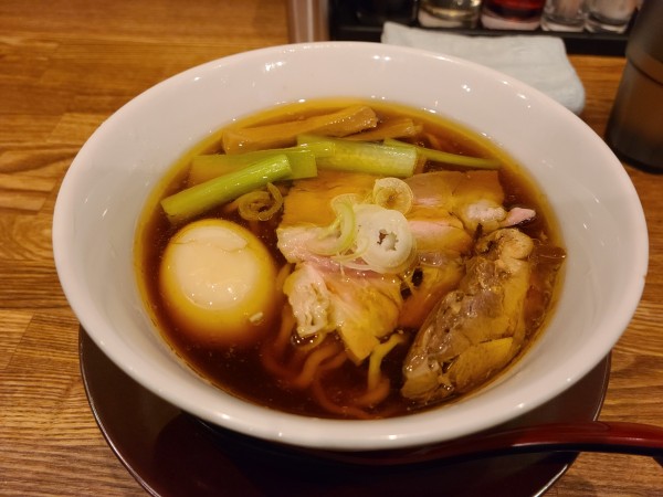 「地鶏中華そば」@麺処 青野の写真