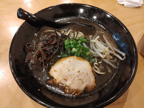 「熊本とんこつラーメン」@酒と肴とらぁめん 呑気の写真