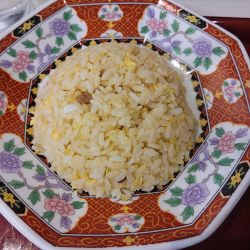 半炒飯うま塩タンメンセット750円他