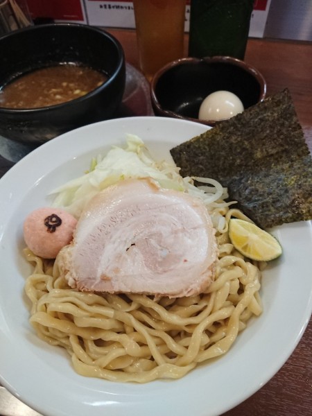 「ビール(中瓶)＋つけ麺 小＋味付玉子(味玉ピクルス風)あじ」@ウチデノコヅチの写真