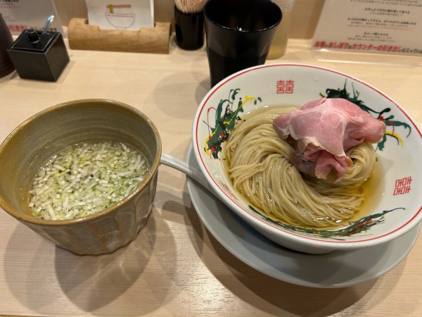 「鰹昆布水つけめん」@つけめん金龍の写真