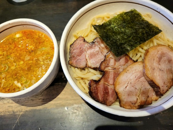 「つけそば中盛+チャーシュー」@中華そば しながわの写真