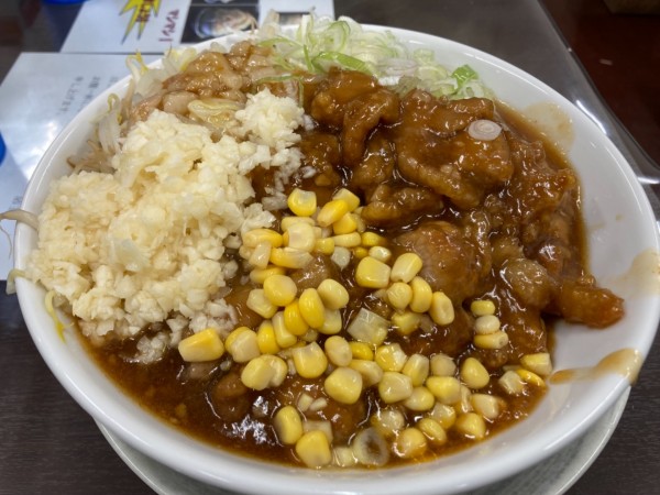 「焼肉冷やし麺」@ラーメン 富次郎 笠間友部店の写真