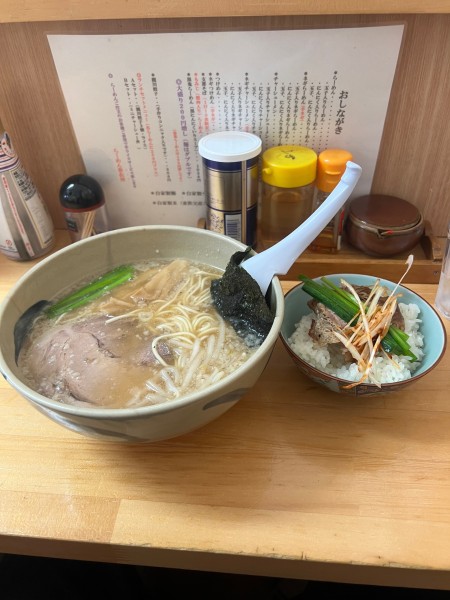 「らーめんBセット700円+250円」@らーめん 彩佐屋の写真