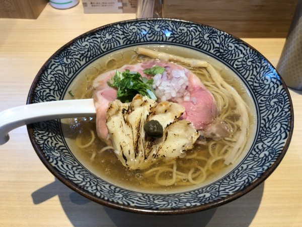 「淡麗ずわい蟹中華そば 850円」@鴨と蟹 中華そば 燈 登戸店の写真
