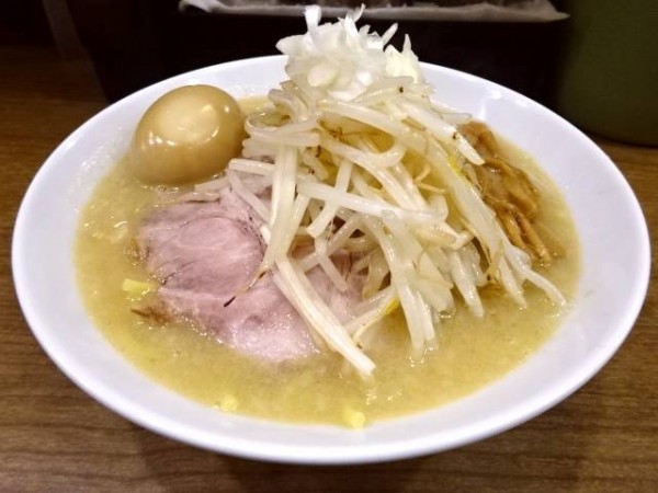 「味噌ラーメン(900円)＋味玉(100円)」@味噌麺処 田坂屋の写真
