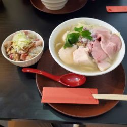特製しなそば（白だし）大盛&チャーシューご飯
