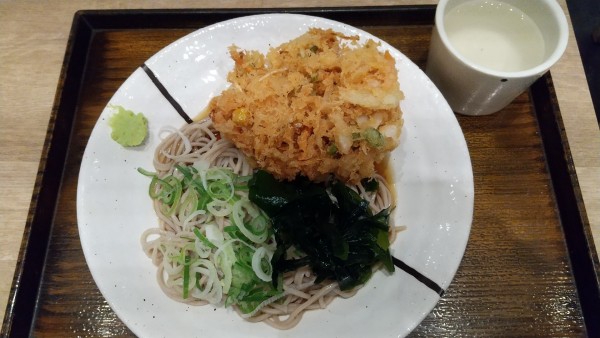 「【限定】とうもろこしかき揚げそば・冷(¥530)」@しぶそば 青葉台店の写真